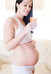 Image showing pregnant woman