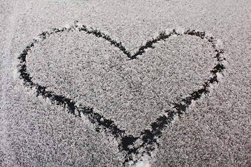 Image showing Heart  snow