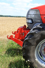 Image showing in front of a tractor