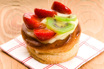 Image showing French cake with fresh fruits