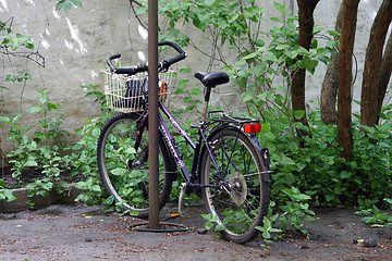 Image showing Lonely bike