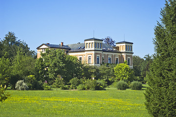 Image showing big house in nature