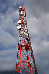 Image showing telecommunications tower 