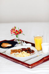 Image showing breakfast on the tray