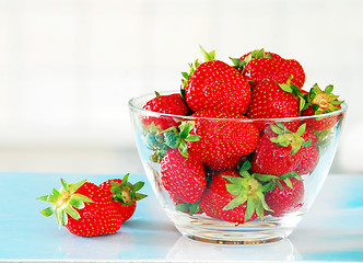 Image showing Appetizing red strawberries