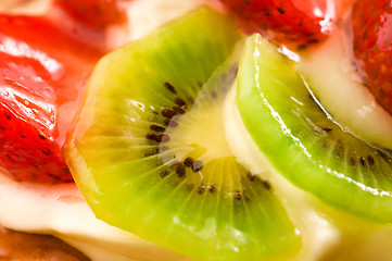 Image showing French cake with fresh fruits