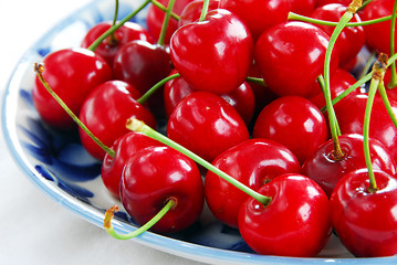 Image showing Appetizing red cherries