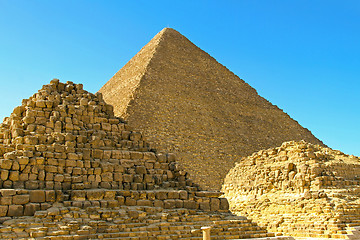 Image showing Tombs and pyramid