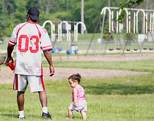 Image showing Dad and daughter