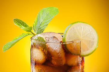 Image showing Cola with lime and ice