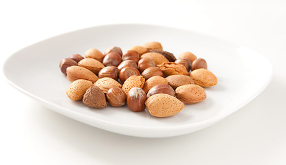 Image showing mixed nuts