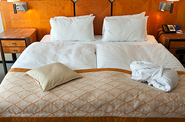 Image showing bed in a hotel room