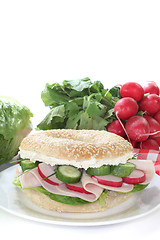 Image showing Bagel with turkey breast