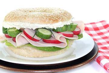Image showing Bagel with turkey breast
