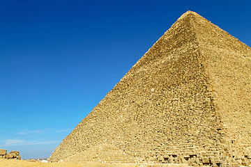 Image showing Great pyramide side