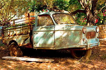 Image showing Old rusty truck