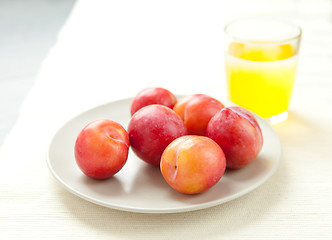 Image showing plums