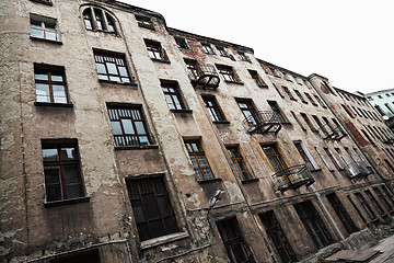 Image showing old grunge house in lodz centre town