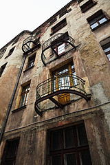 Image showing old grunge house in lodz centre town