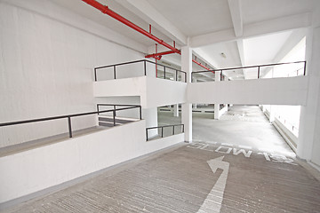 Image showing car park 