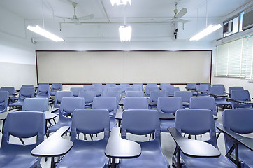 Image showing empty classroom