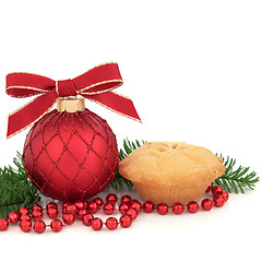Image showing Christmas Bauble and Mince Pie 