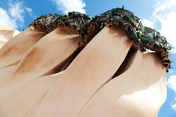 Image showing Gaudi designed apartment building La Pedrera