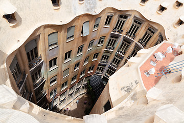 Image showing Gaudi designed apartment building La Pedrera