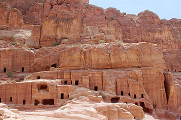 Image showing cave home in Petra