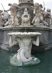 Image showing Parliament fountain