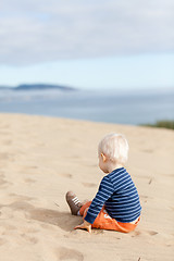 Image showing toddler on the beach