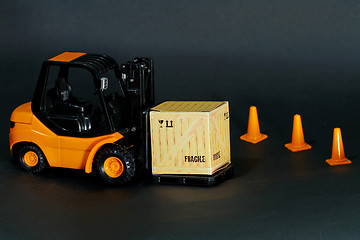 Image showing Forklift box