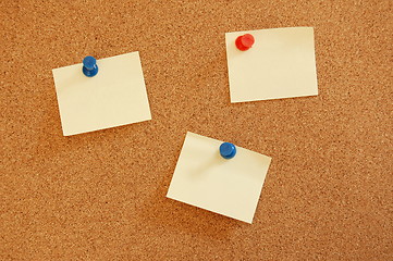 Image showing blank sheet of paper on bulletin board