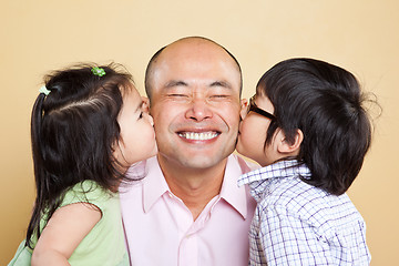 Image showing Asian father and kids