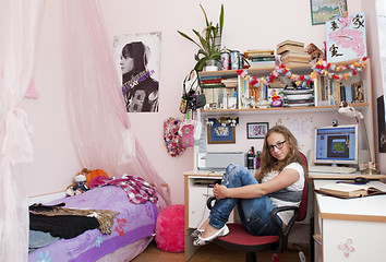 Image showing Teenager girl relax home