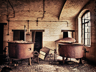 Image showing old rusted water tank