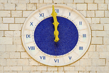 Image showing Twelve o clock