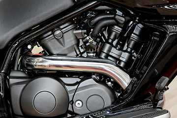 Image showing V engine