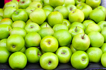 Image showing Green apples