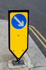 Image showing Arrow sign