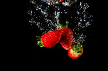 Image showing strawberry in water