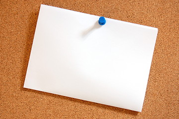Image showing blank sheet of paper on bulletin board