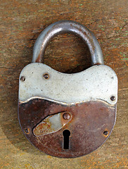 Image showing old rusty padlock