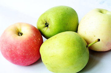 Image showing Apples and pears