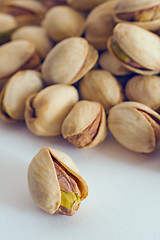 Image showing pistachios