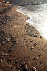 Image showing Sand. Perissa beach, Santorini, Greece