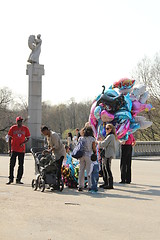 Image showing Baloon seller