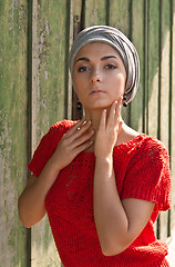 Image showing girl in the gray turban