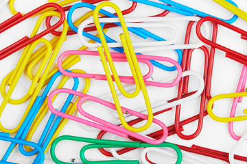 Image showing multi-coloured paper clips