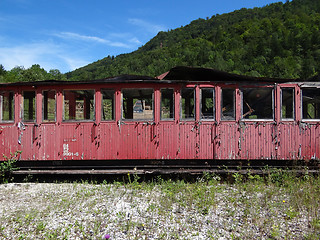 Image showing Worn out rail carriage